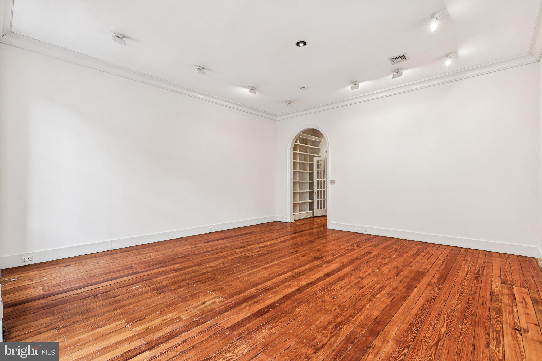 RITTENHOUSE SQUARE - Residential