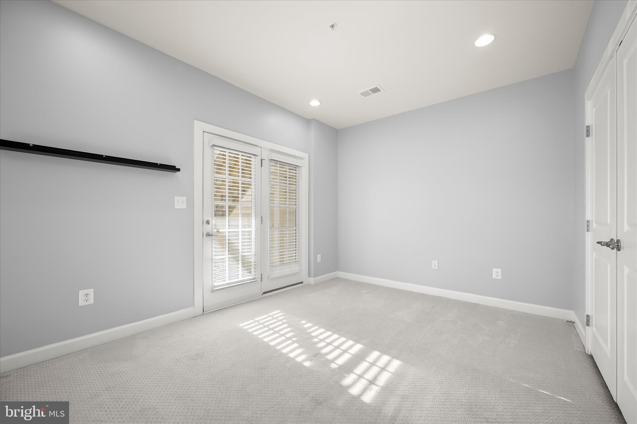 GREENBELT STATION - Residential