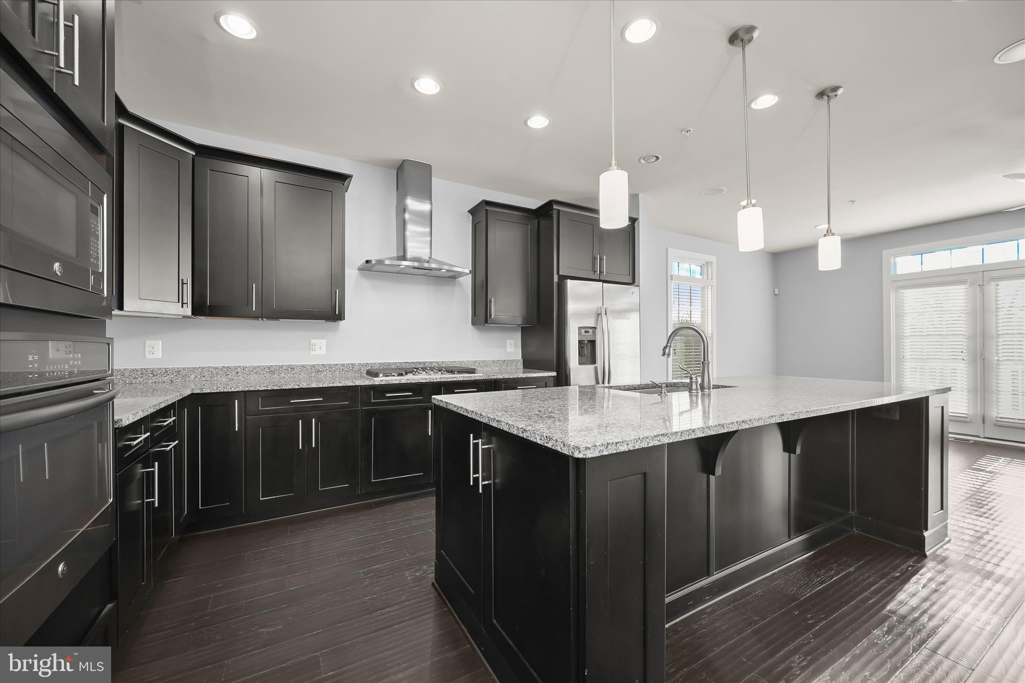 GREENBELT STATION - Residential