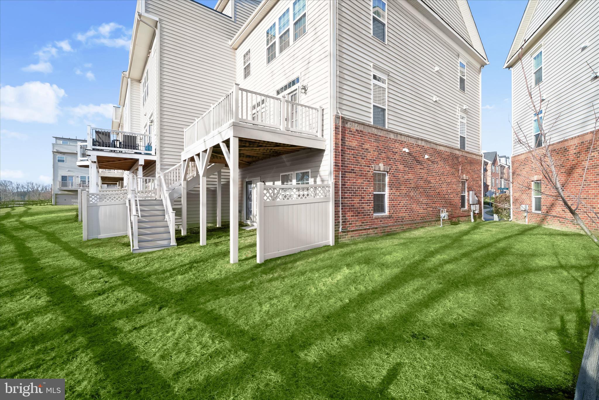 GREENBELT STATION - Residential