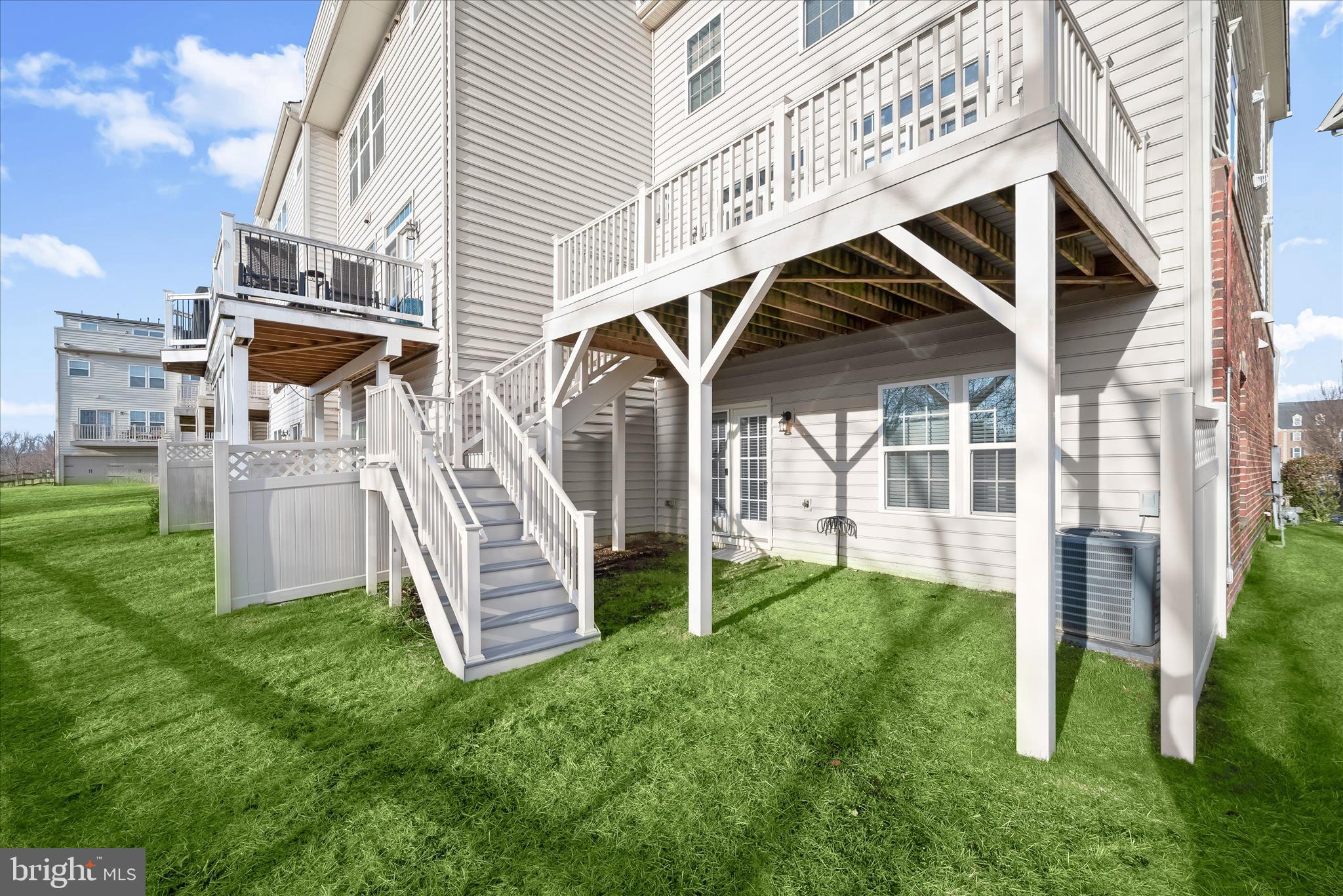 GREENBELT STATION - Residential