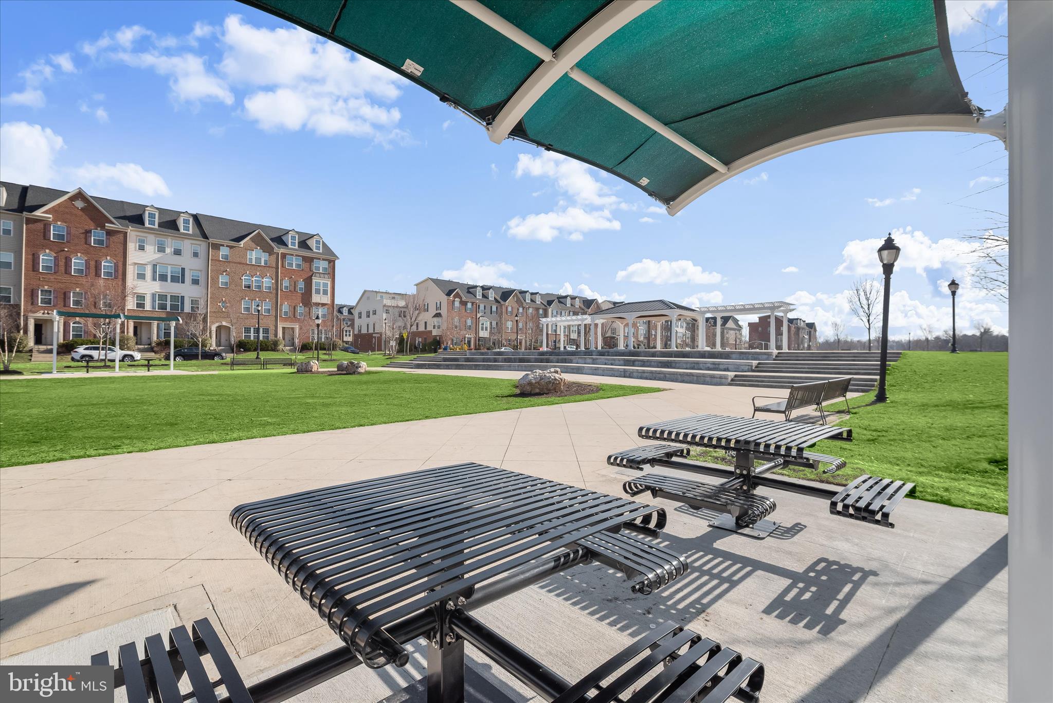 GREENBELT STATION - Residential