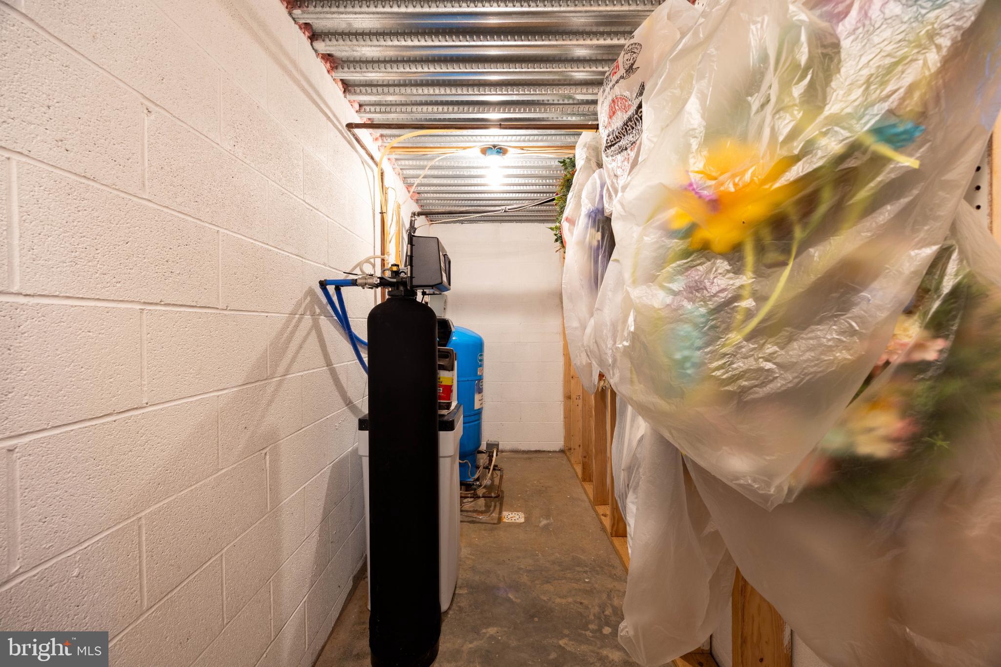 SPRING MILLS FARM - Residential