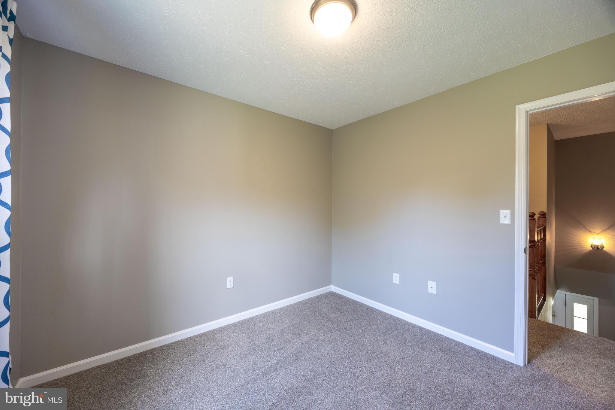 SPRING MILLS FARM - Residential