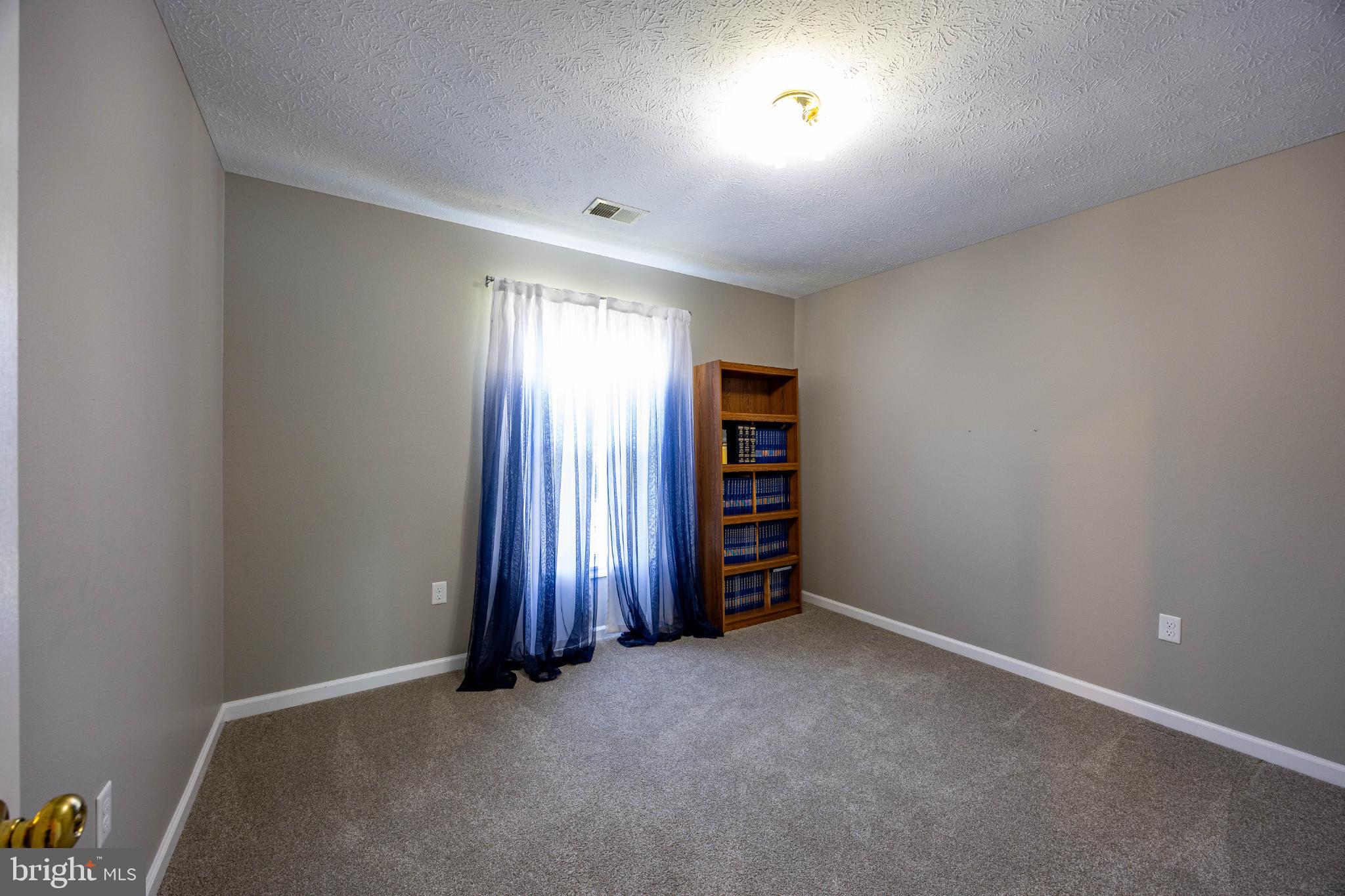 SPRING MILLS FARM - Residential