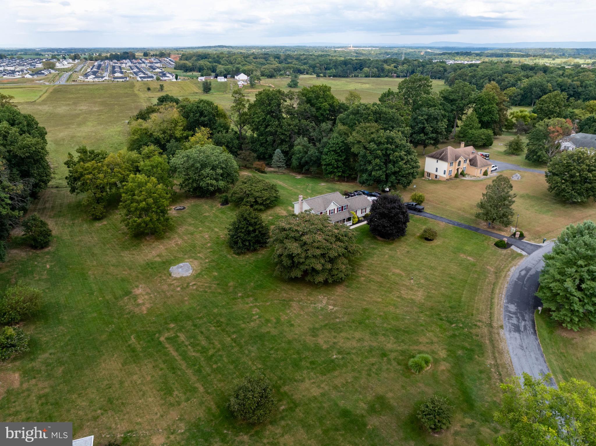 SPRING MILLS FARM - Residential