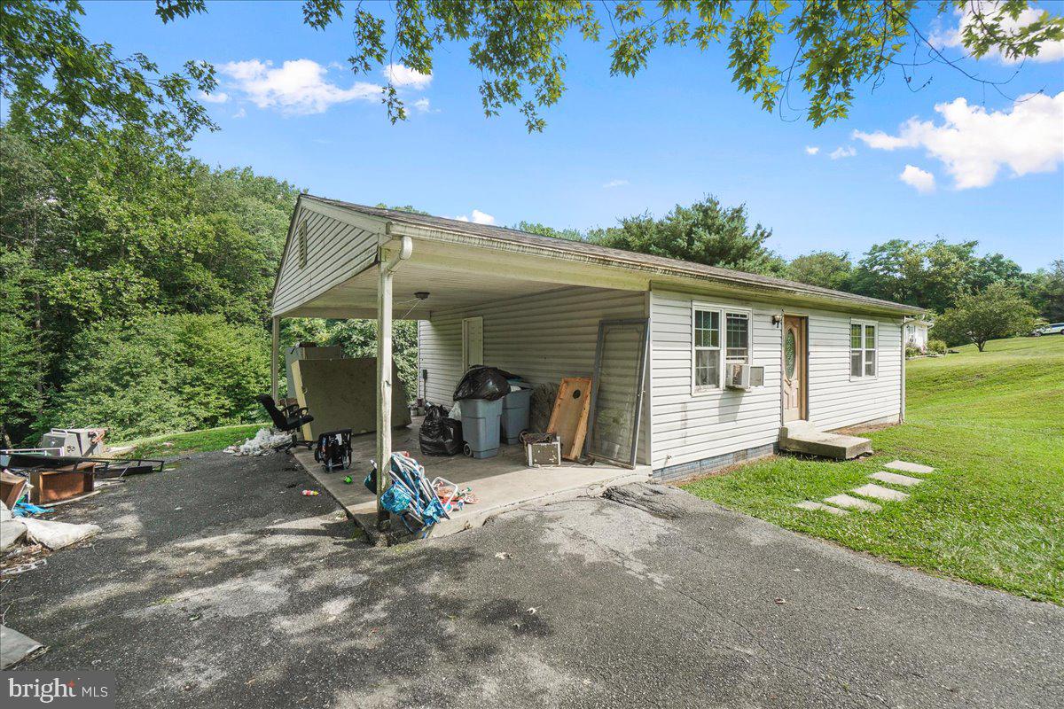 HORSE SHOE FARM ESTATES - Residential