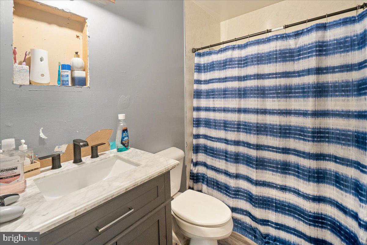 HORSE SHOE FARM ESTATES - Residential