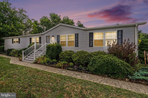 Mobile Home For Sale - 303 Dallas Drive<br/> Dauphin County, GRANTVILLE, PA 17028
