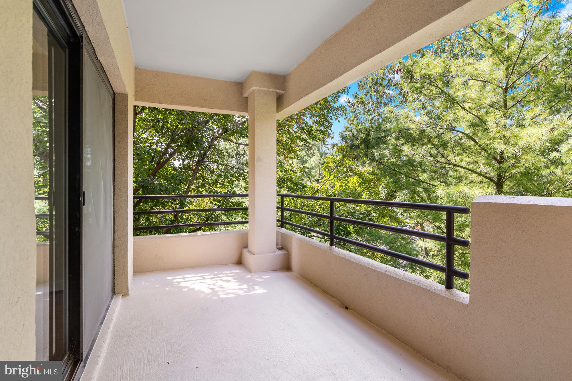 MIRAMONT VILLAS - Residential