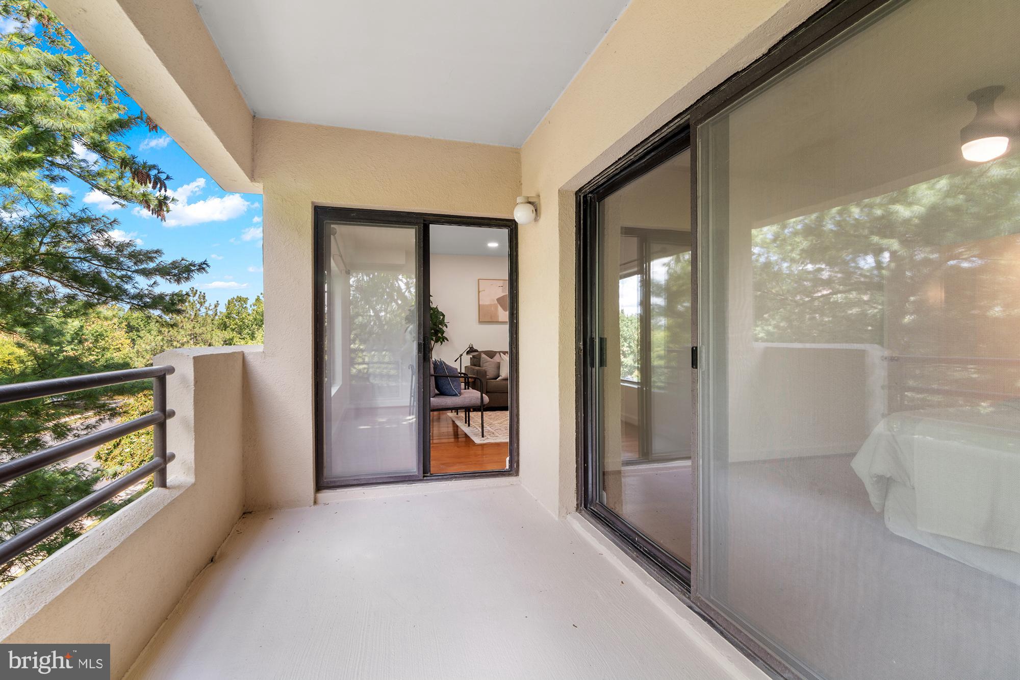 MIRAMONT VILLAS - Residential