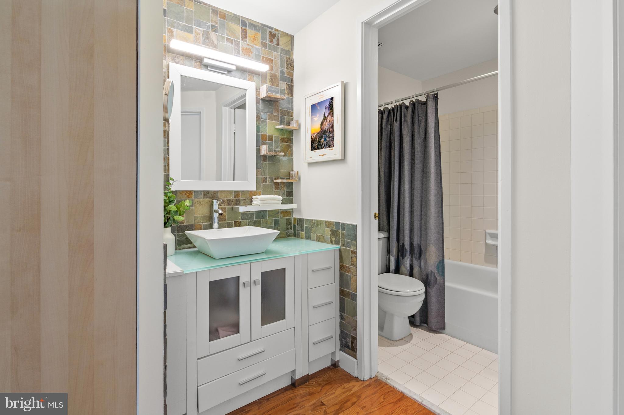 MIRAMONT VILLAS - Residential