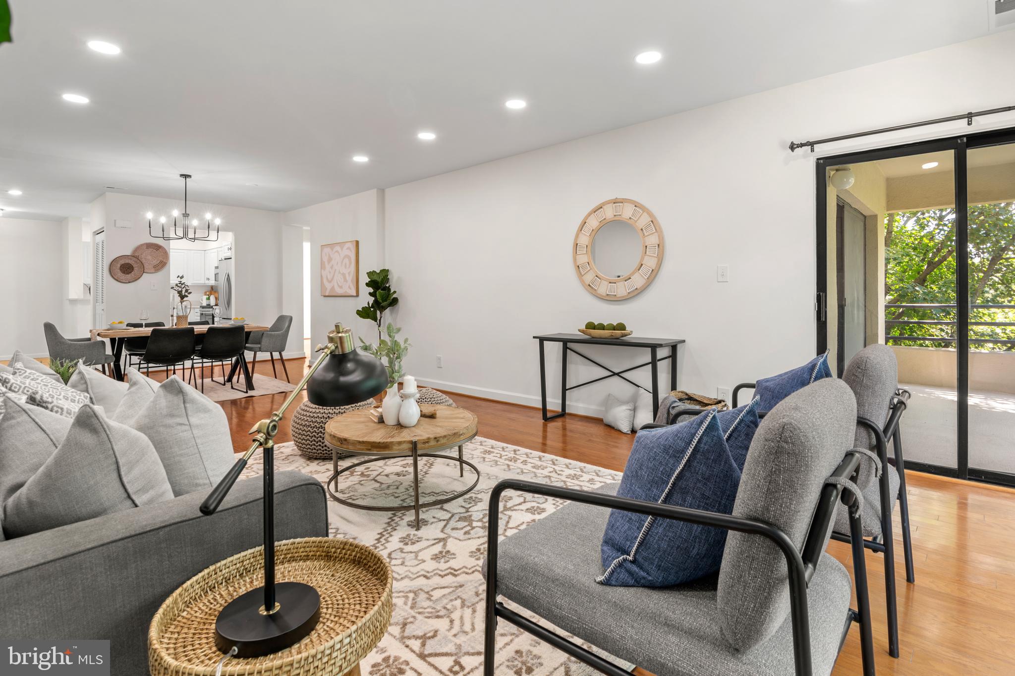 MIRAMONT VILLAS - Residential