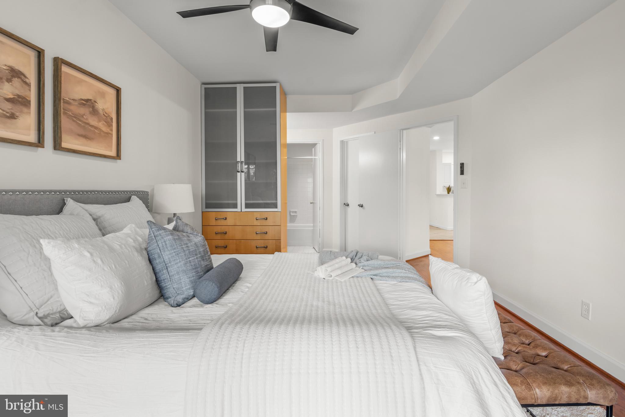 MIRAMONT VILLAS - Residential