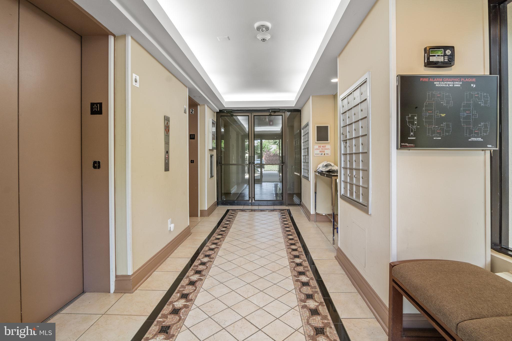 MIRAMONT VILLAS - Residential