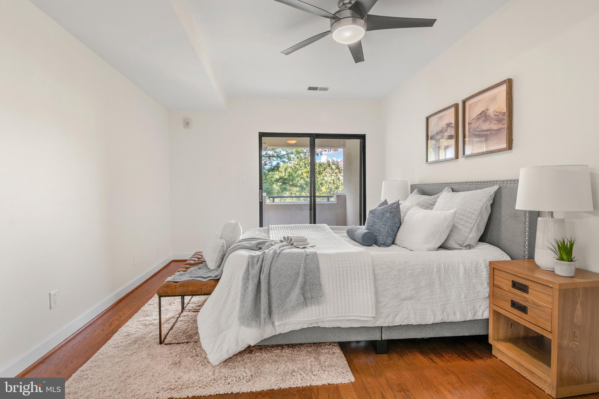 MIRAMONT VILLAS - Residential