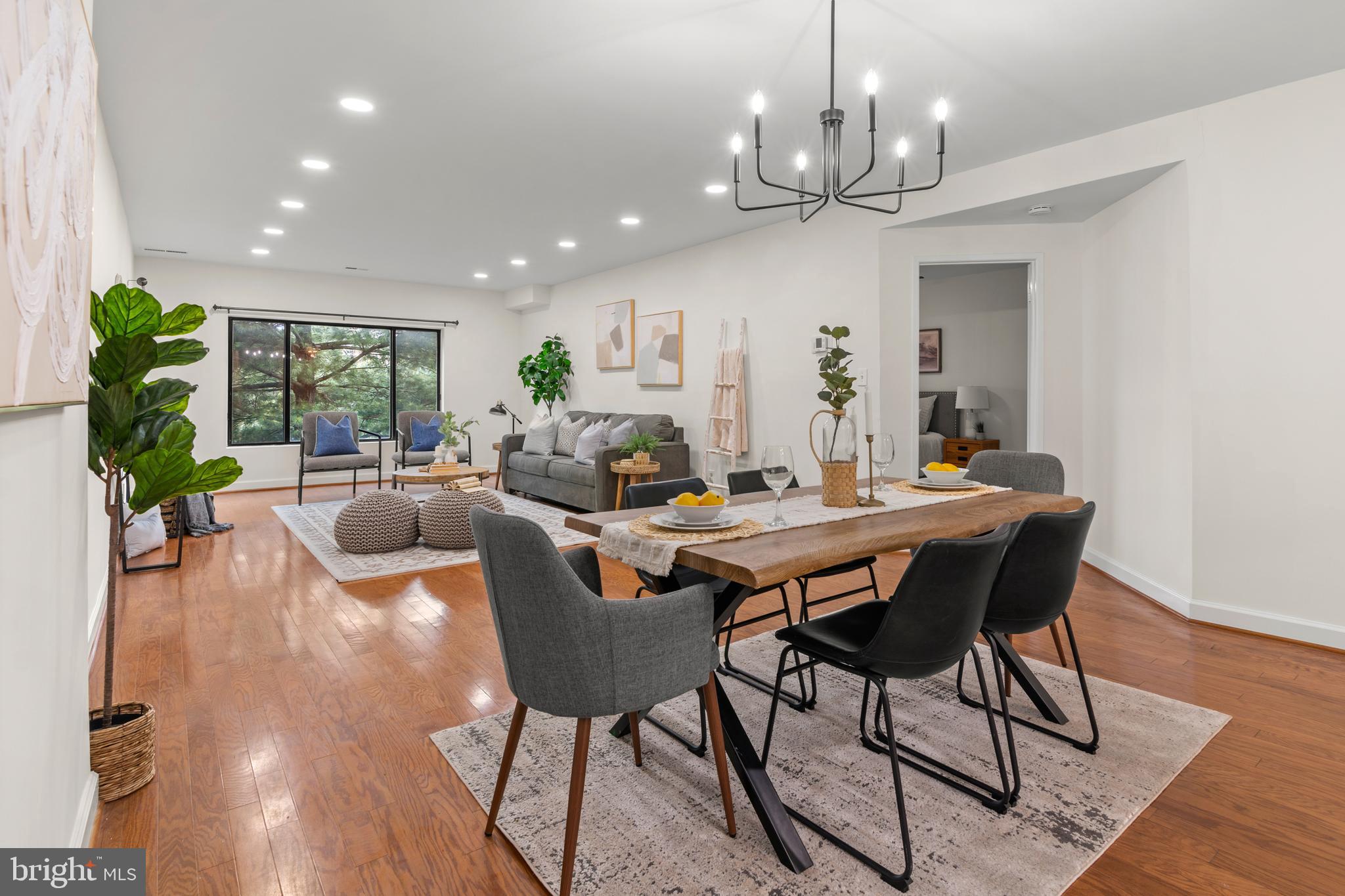 MIRAMONT VILLAS - Residential