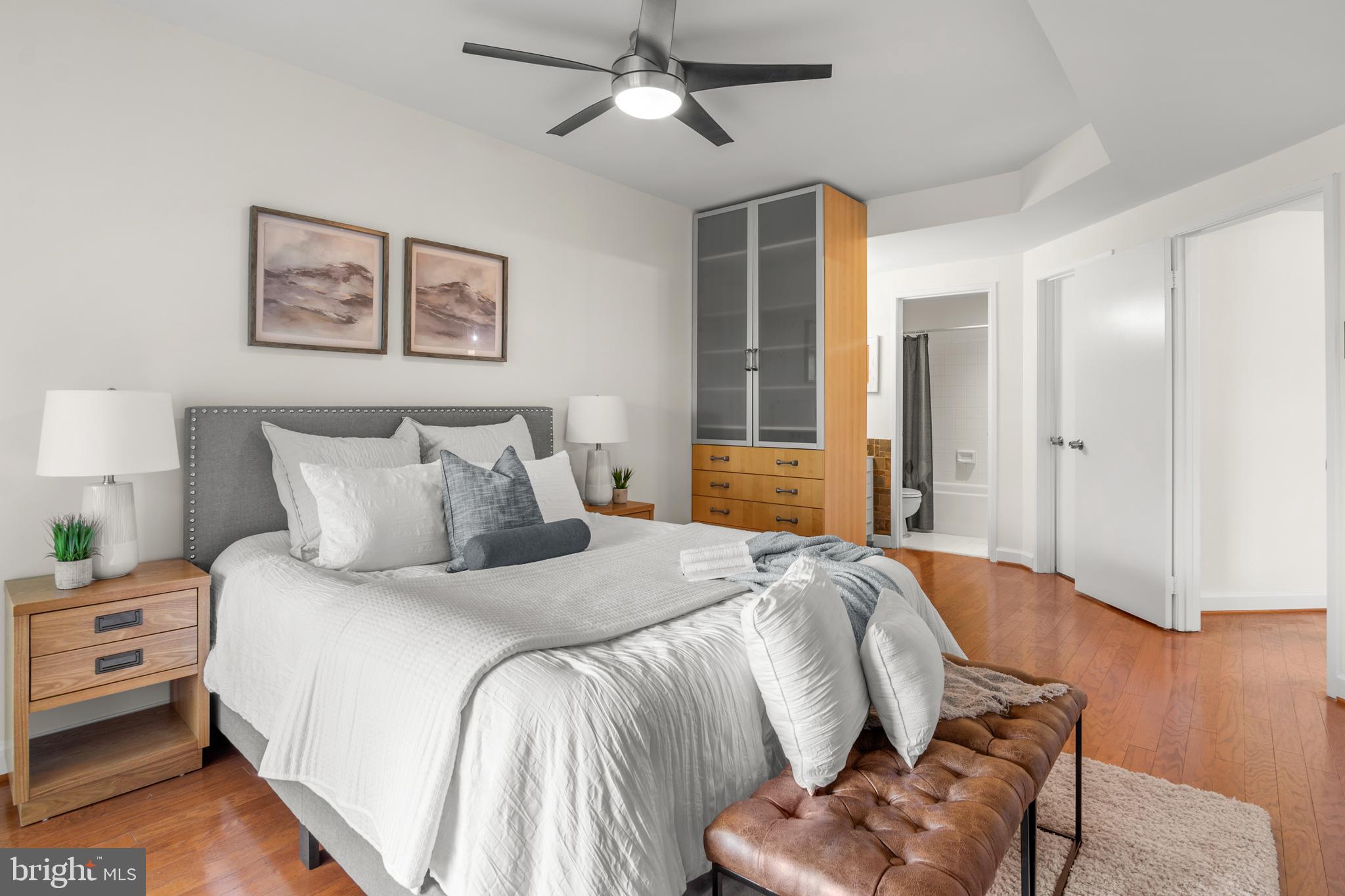 MIRAMONT VILLAS - Residential