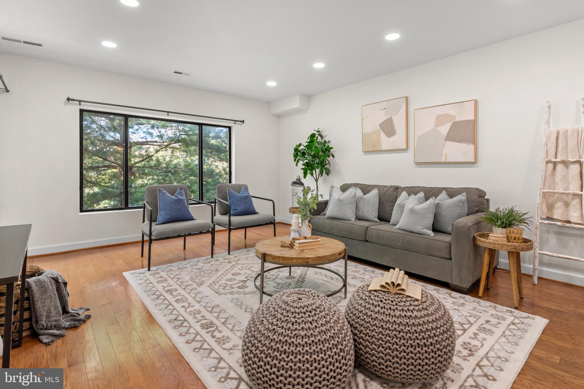 MIRAMONT VILLAS - Residential