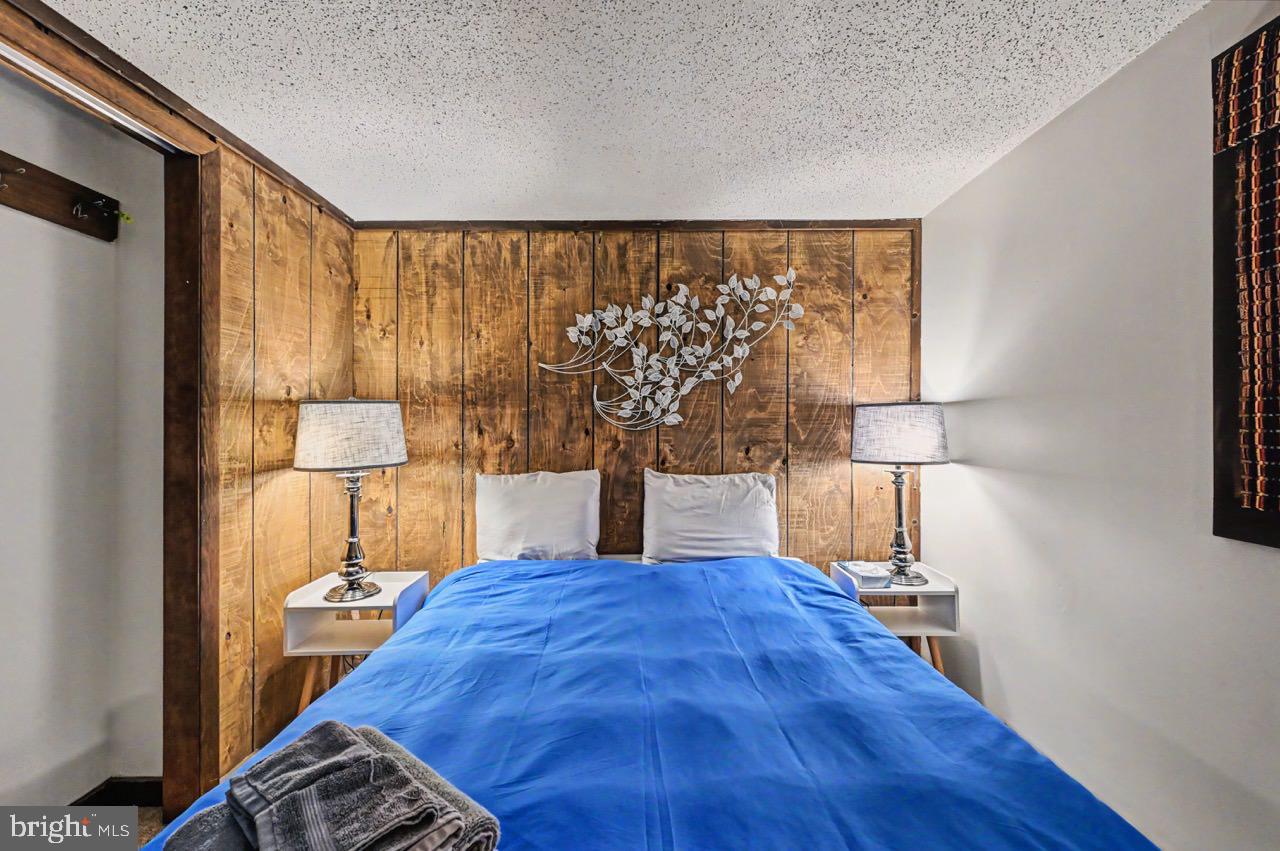 TOWAMENSING TRAILS - Residential