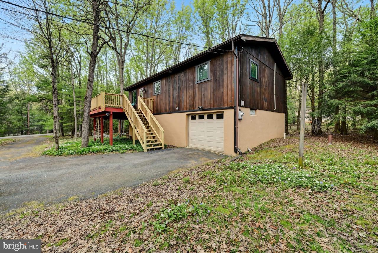 TOWAMENSING TRAILS - Residential