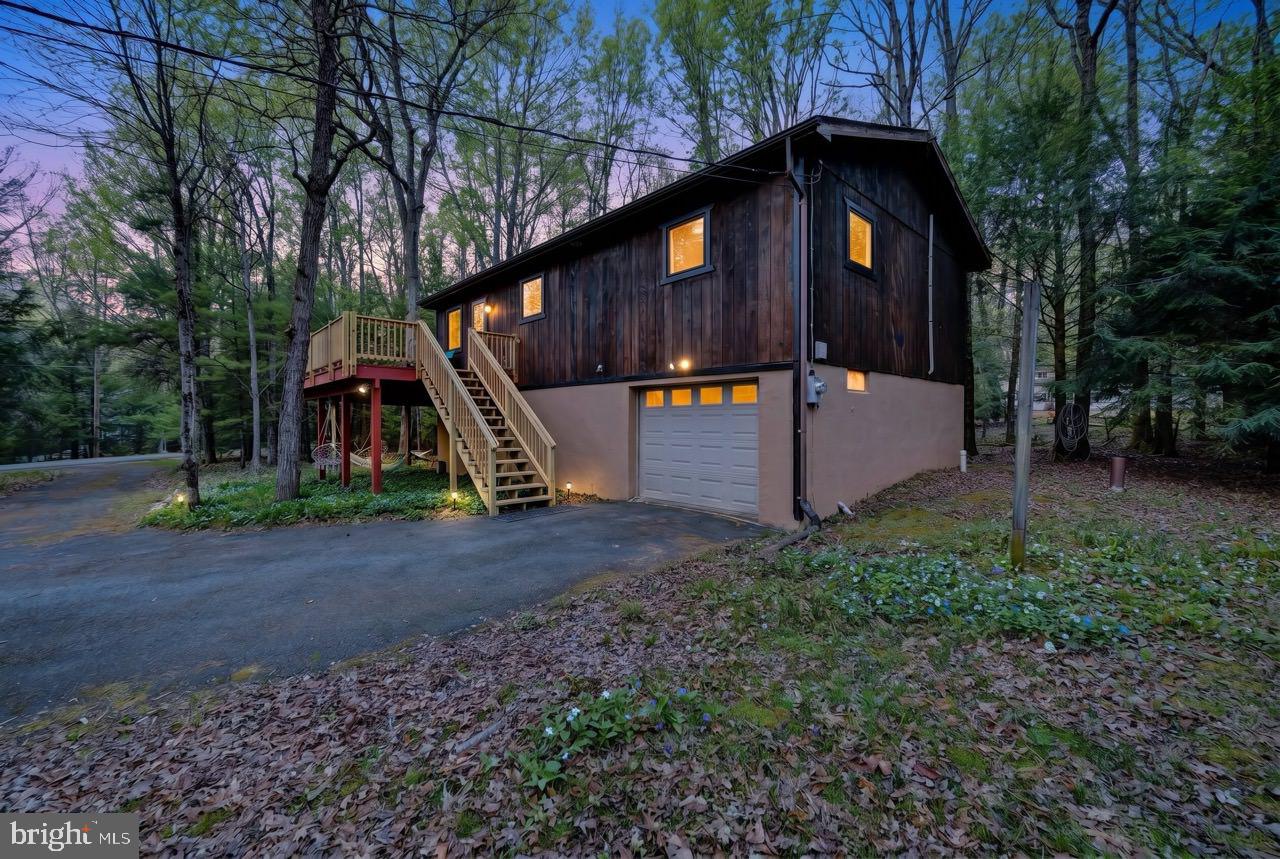 TOWAMENSING TRAILS - Residential