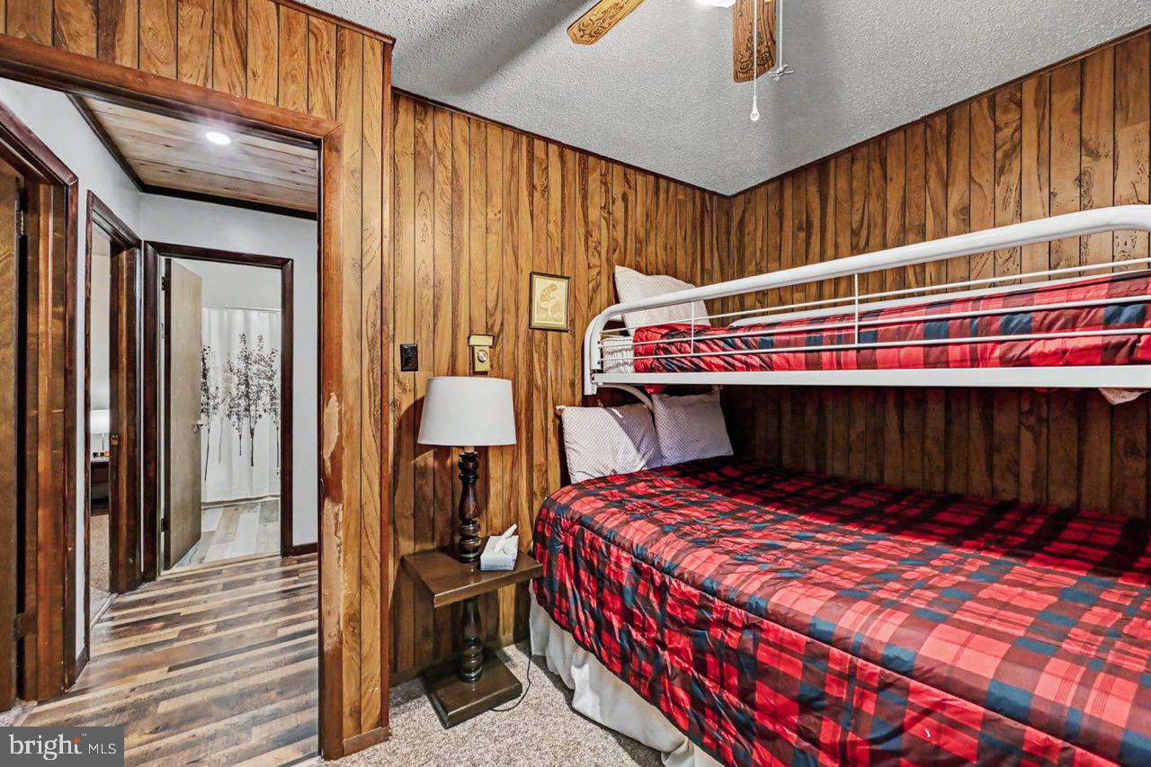 TOWAMENSING TRAILS - Residential