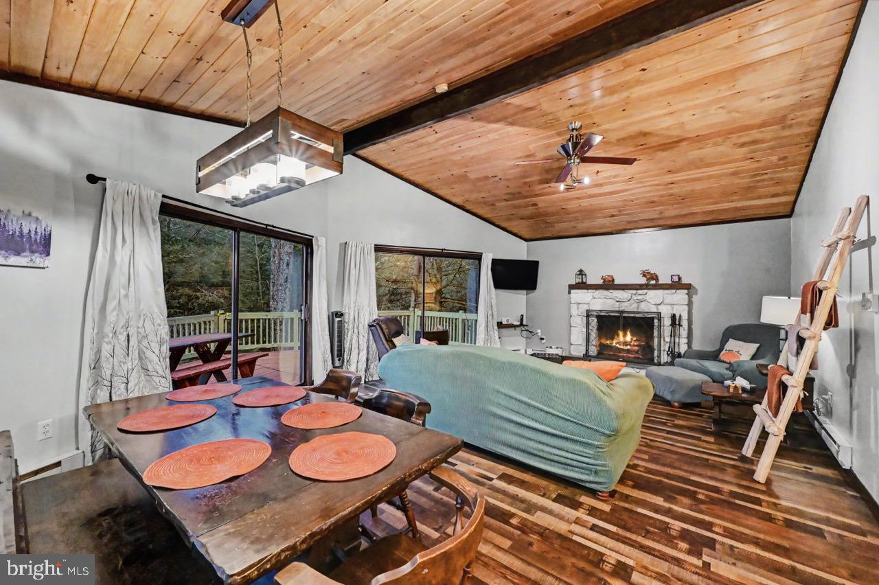 TOWAMENSING TRAILS - Residential