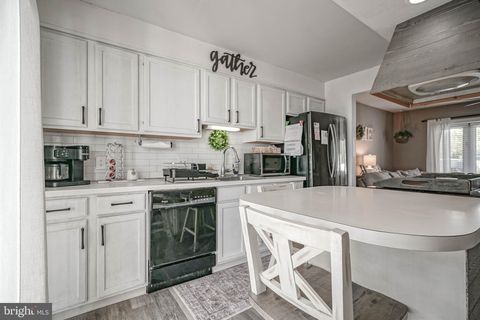 Tiny photo for 29 Barclay Drive, PENNSVILLE, NJ 08070 (MLS # NJSA2018710)