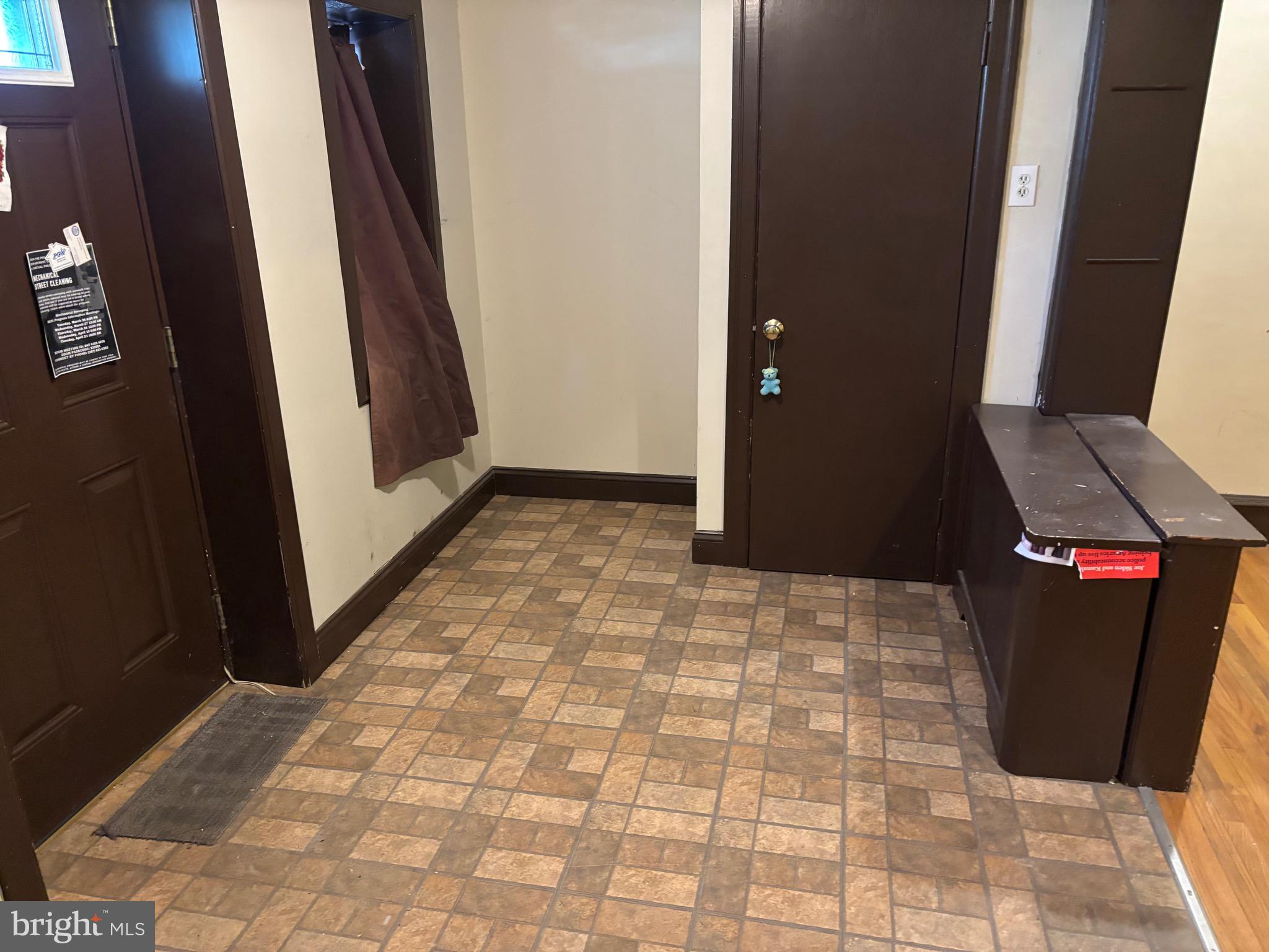 LOGAN - Residential