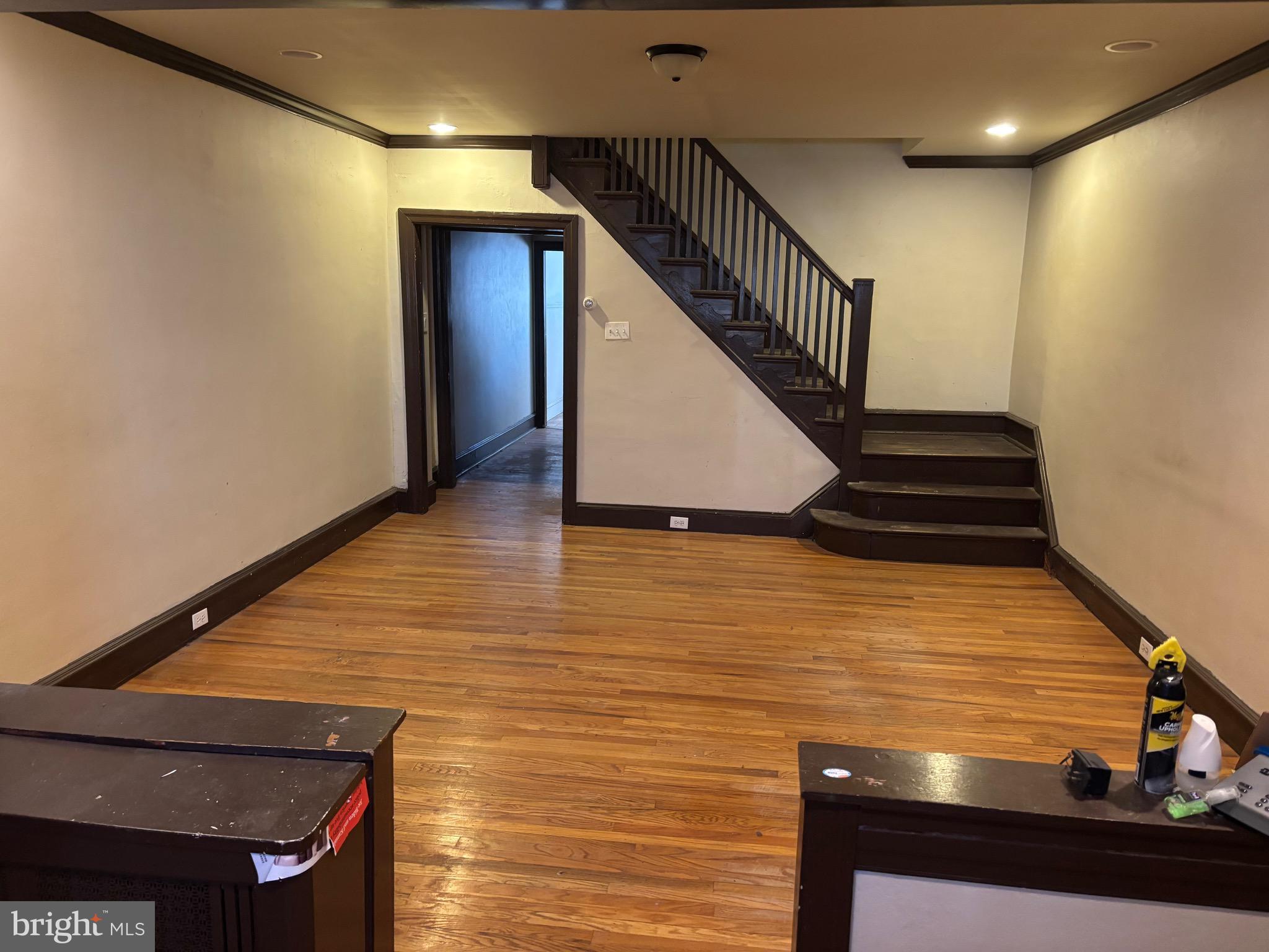 LOGAN - Residential