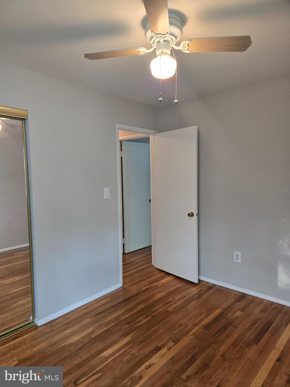 PLEASANTVILLE - Residential