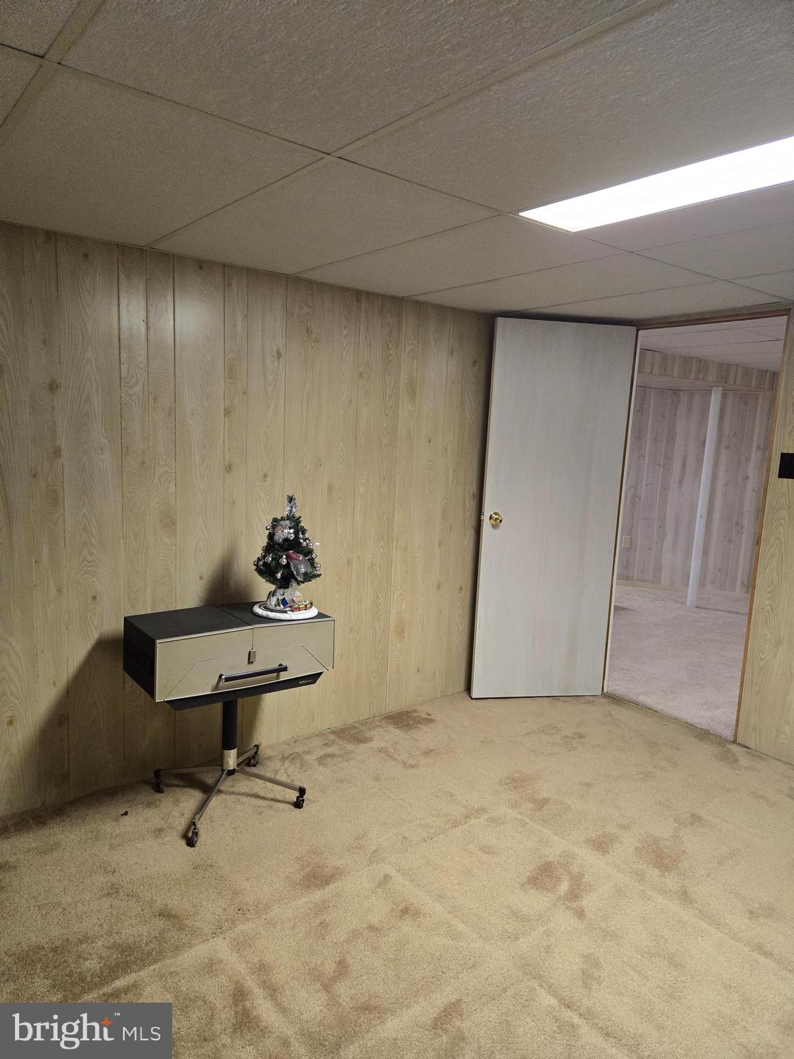 PLEASANTVILLE - Residential