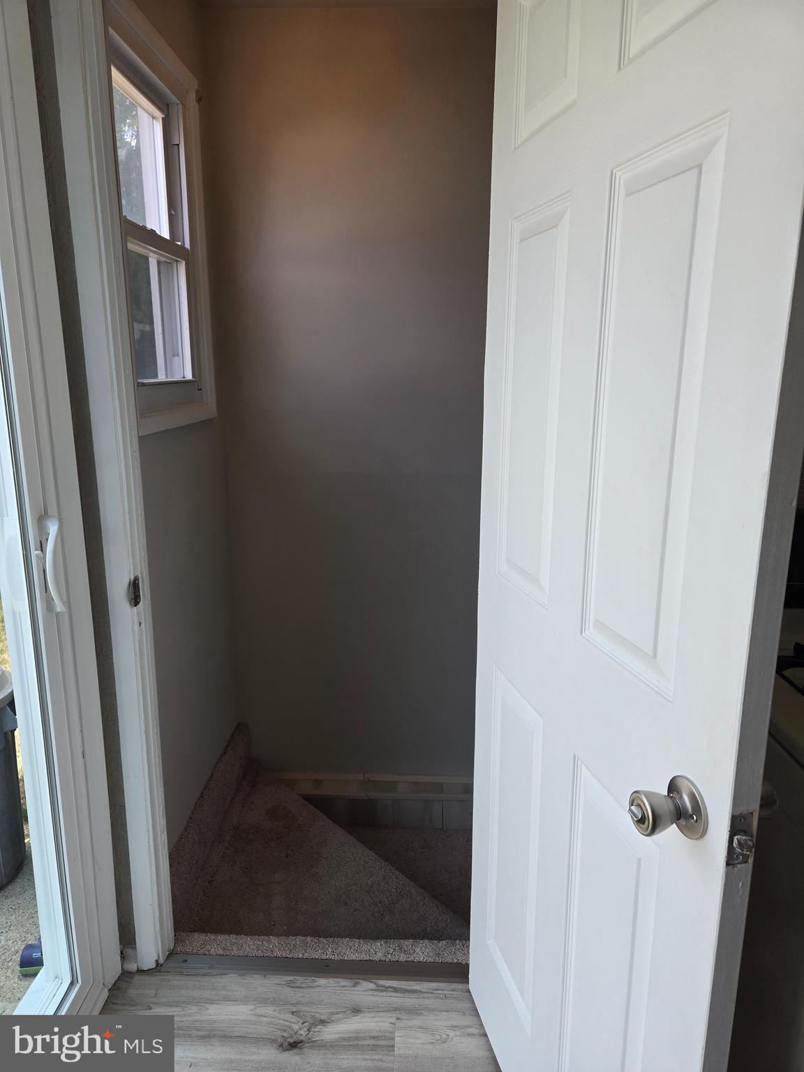 PLEASANTVILLE - Residential