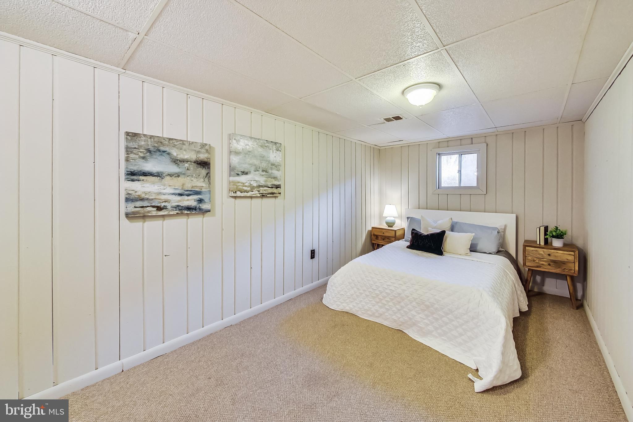 GREENWOOD KNOLLS - Residential