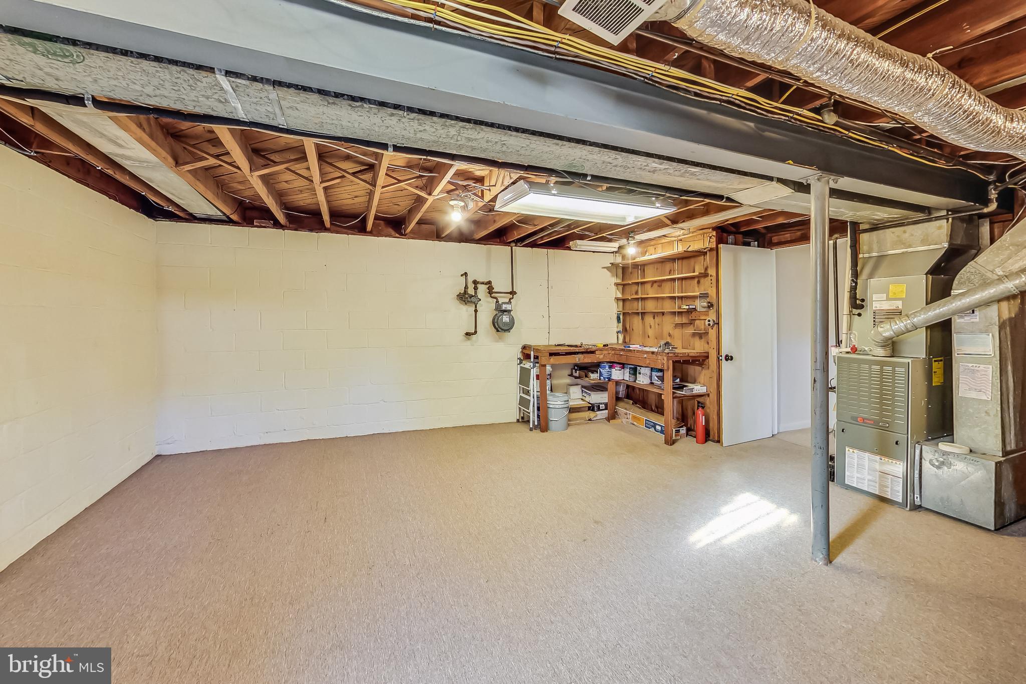 GREENWOOD KNOLLS - Residential