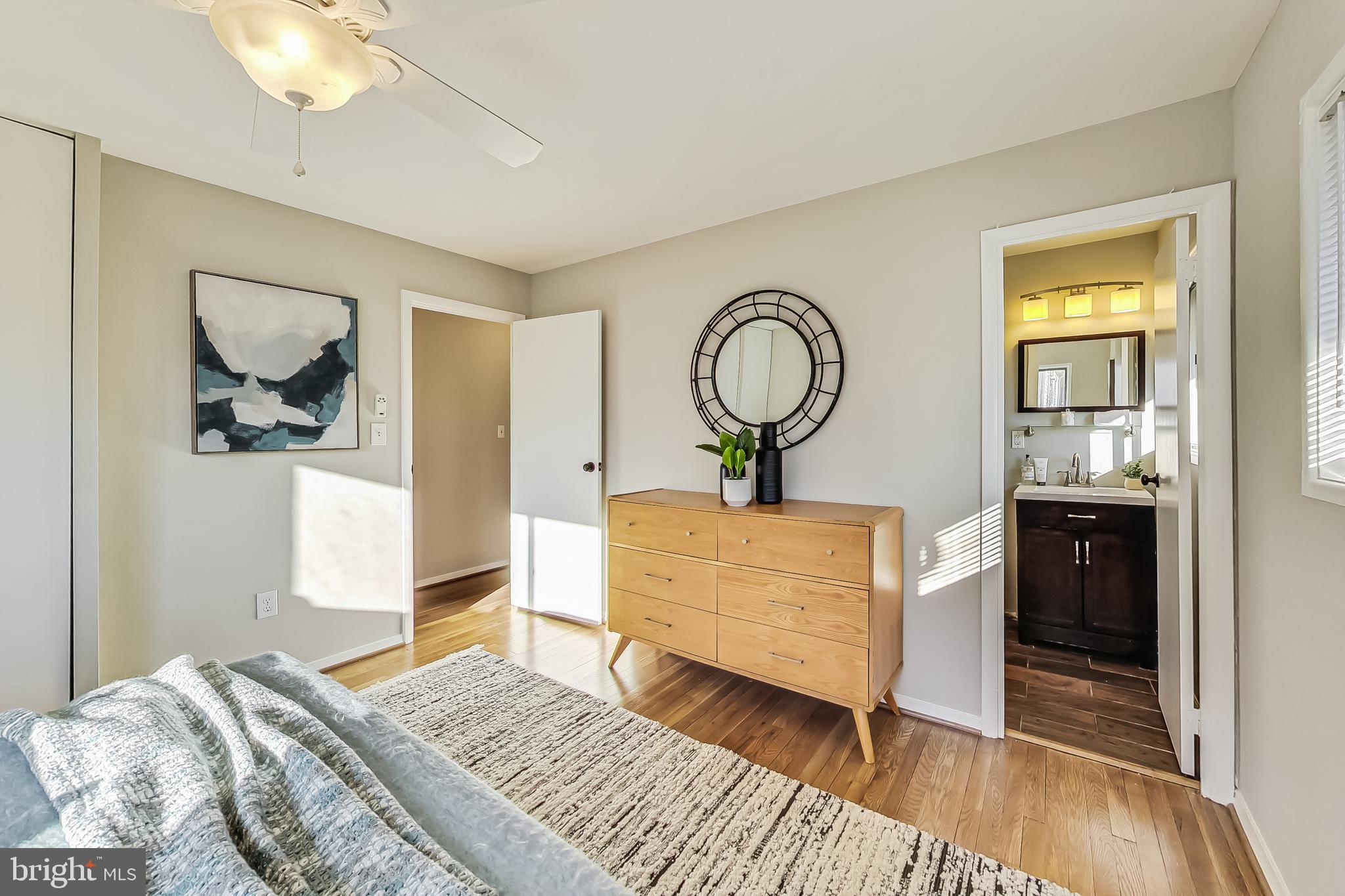 GREENWOOD KNOLLS - Residential