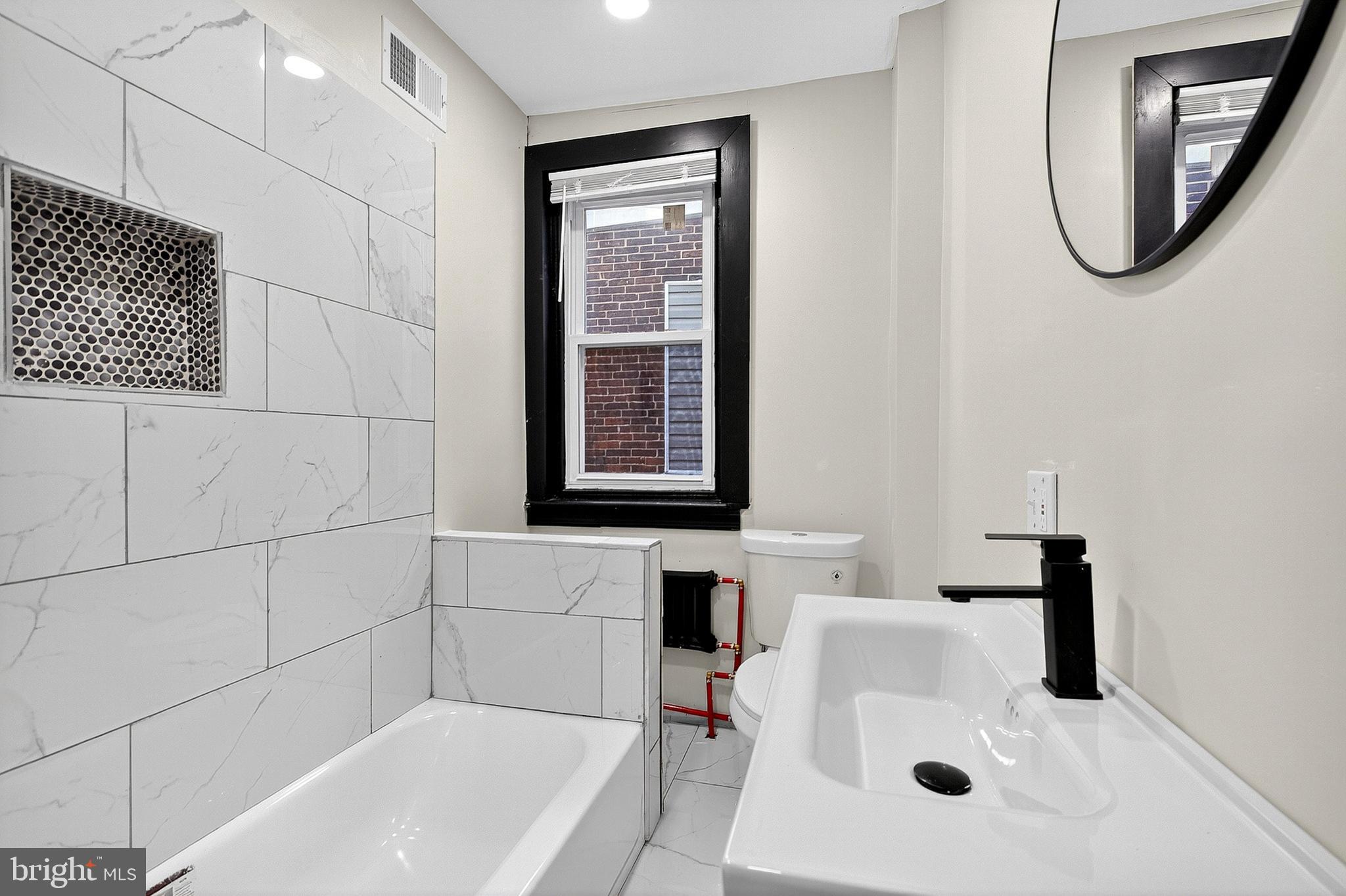 WALNUT HILL - Residential