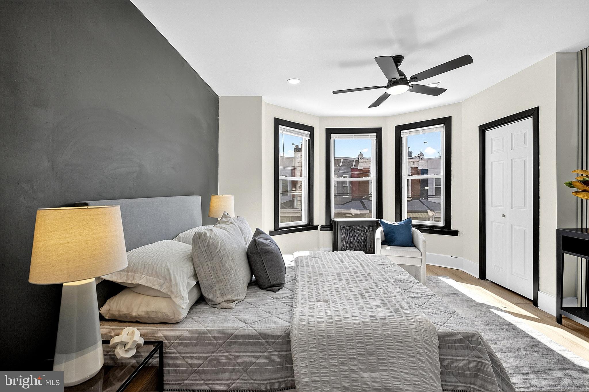 WALNUT HILL - Residential