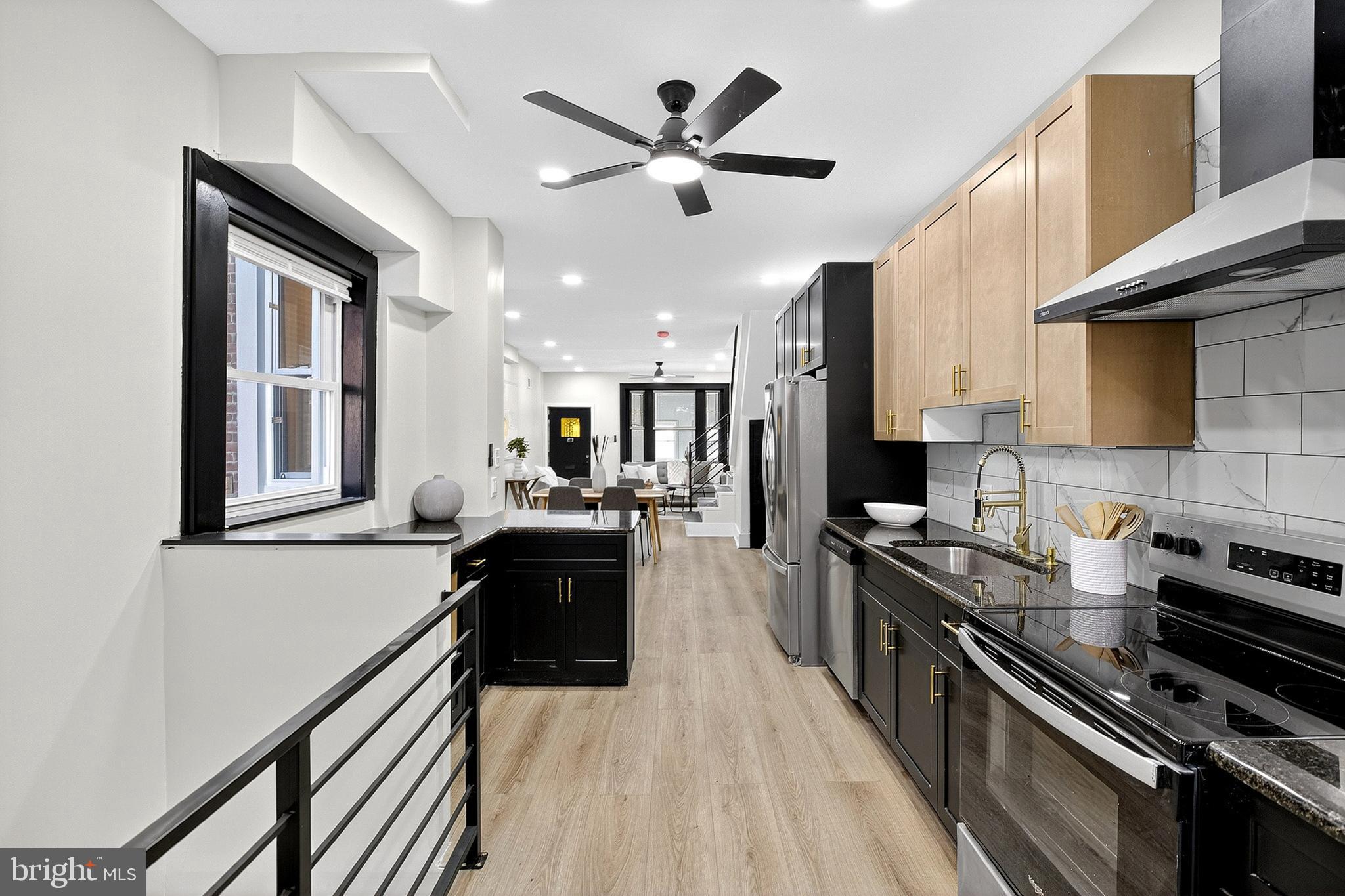 WALNUT HILL - Residential