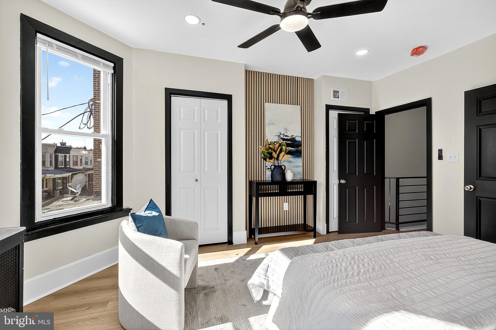 WALNUT HILL - Residential