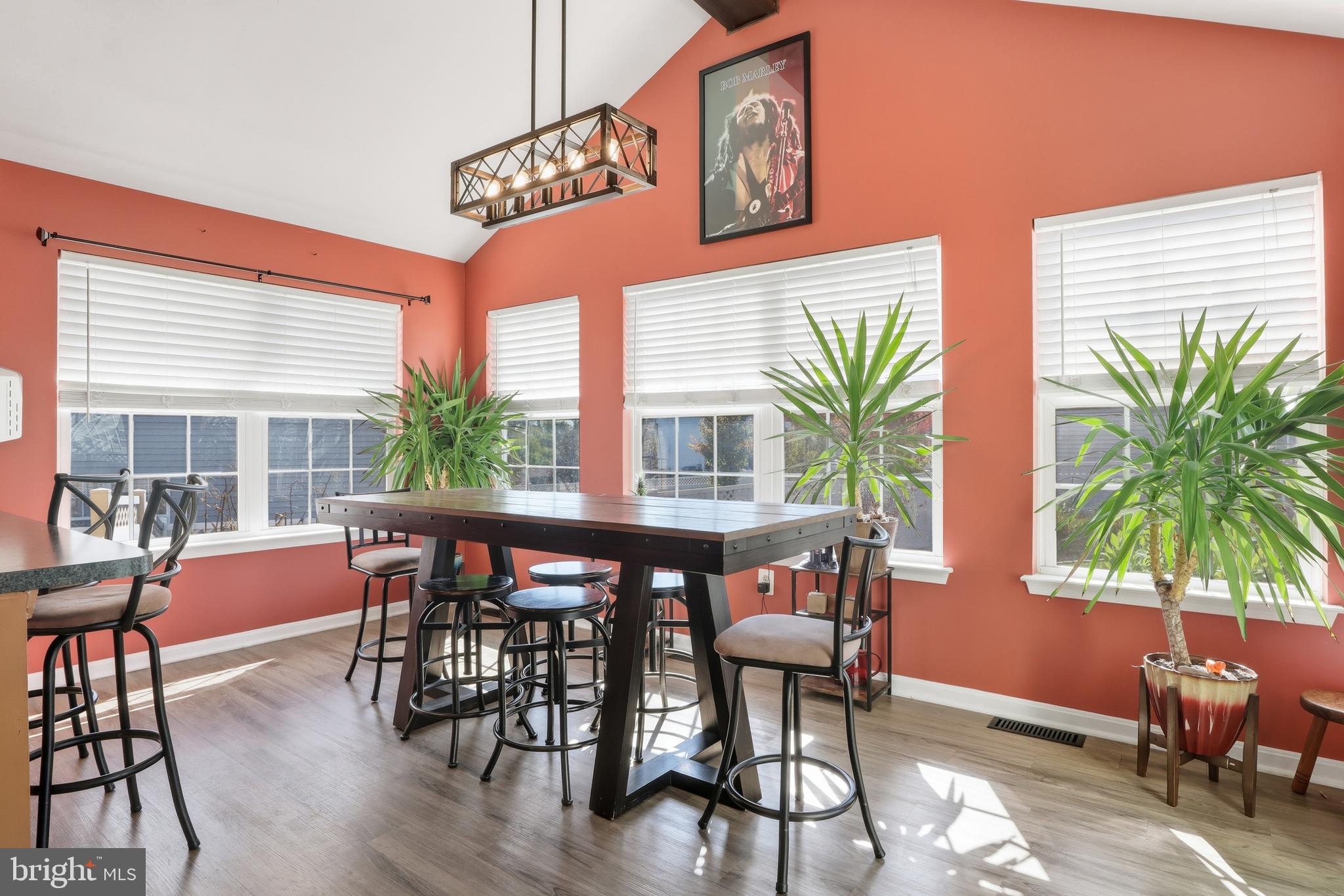 HUNTER CREEK - Residential