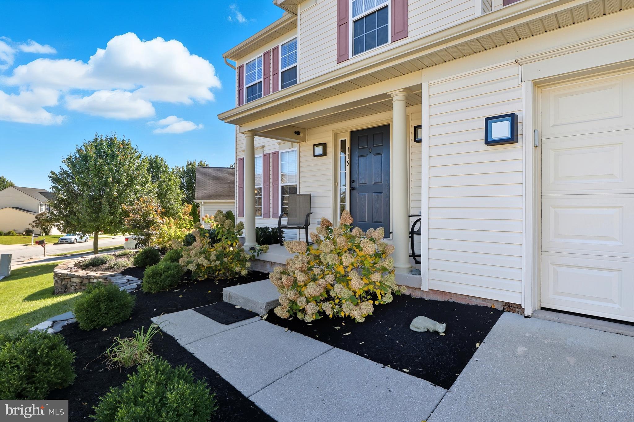 115 HUNTER CREEK DRIVE