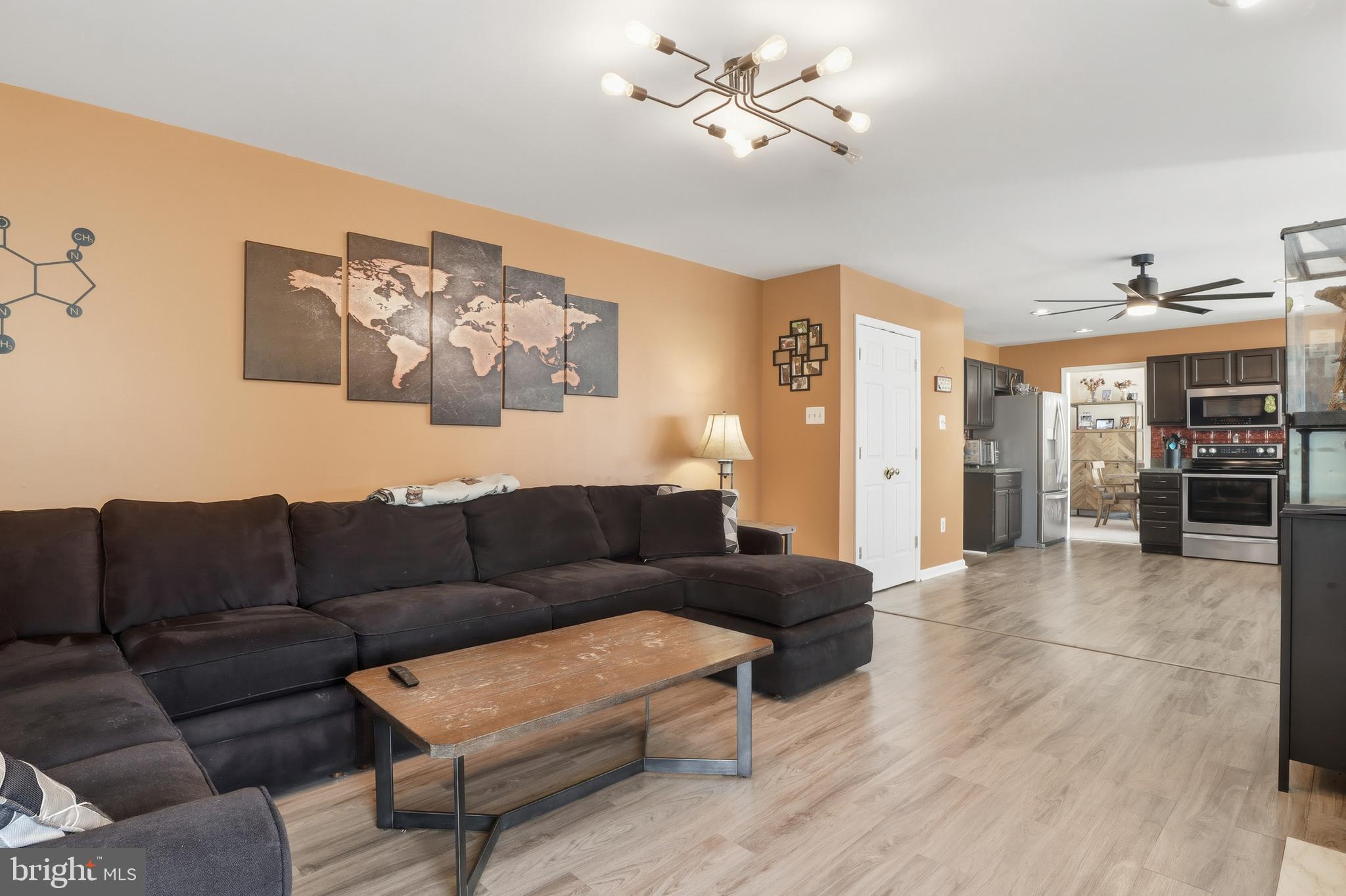 HUNTER CREEK - Residential