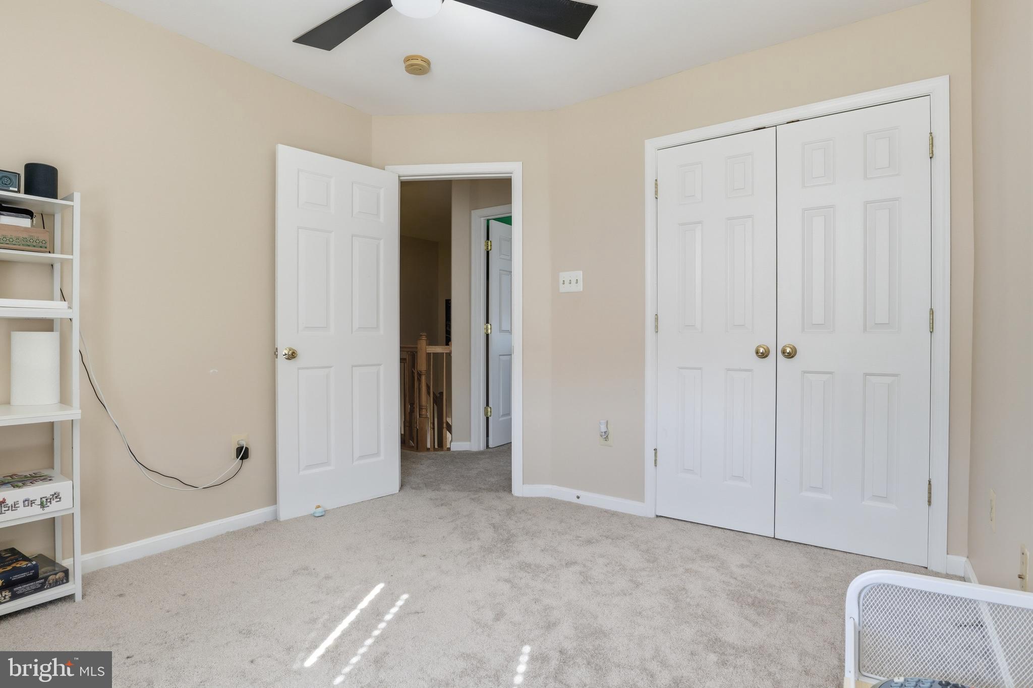 HUNTER CREEK - Residential