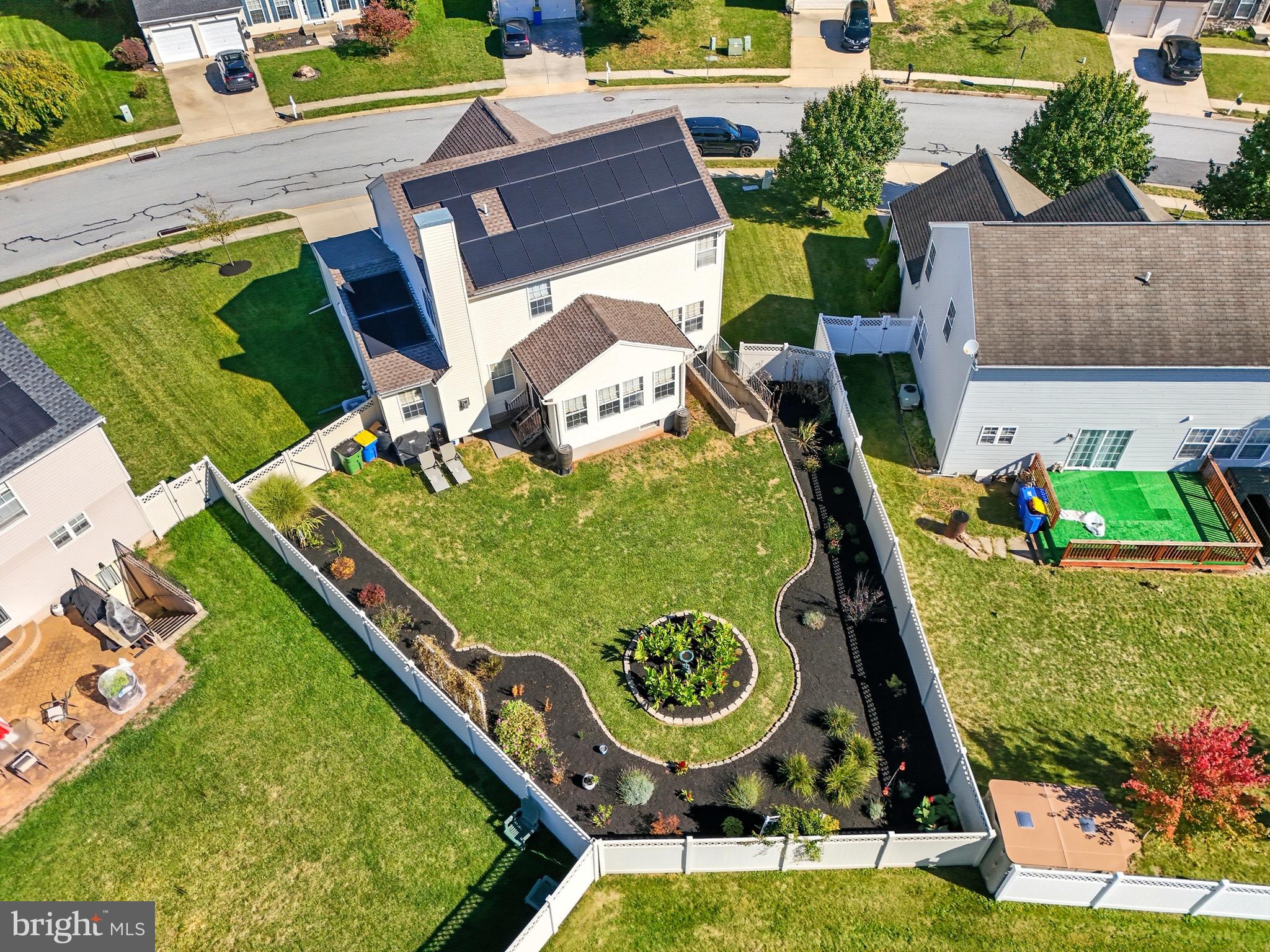 HUNTER CREEK - Residential