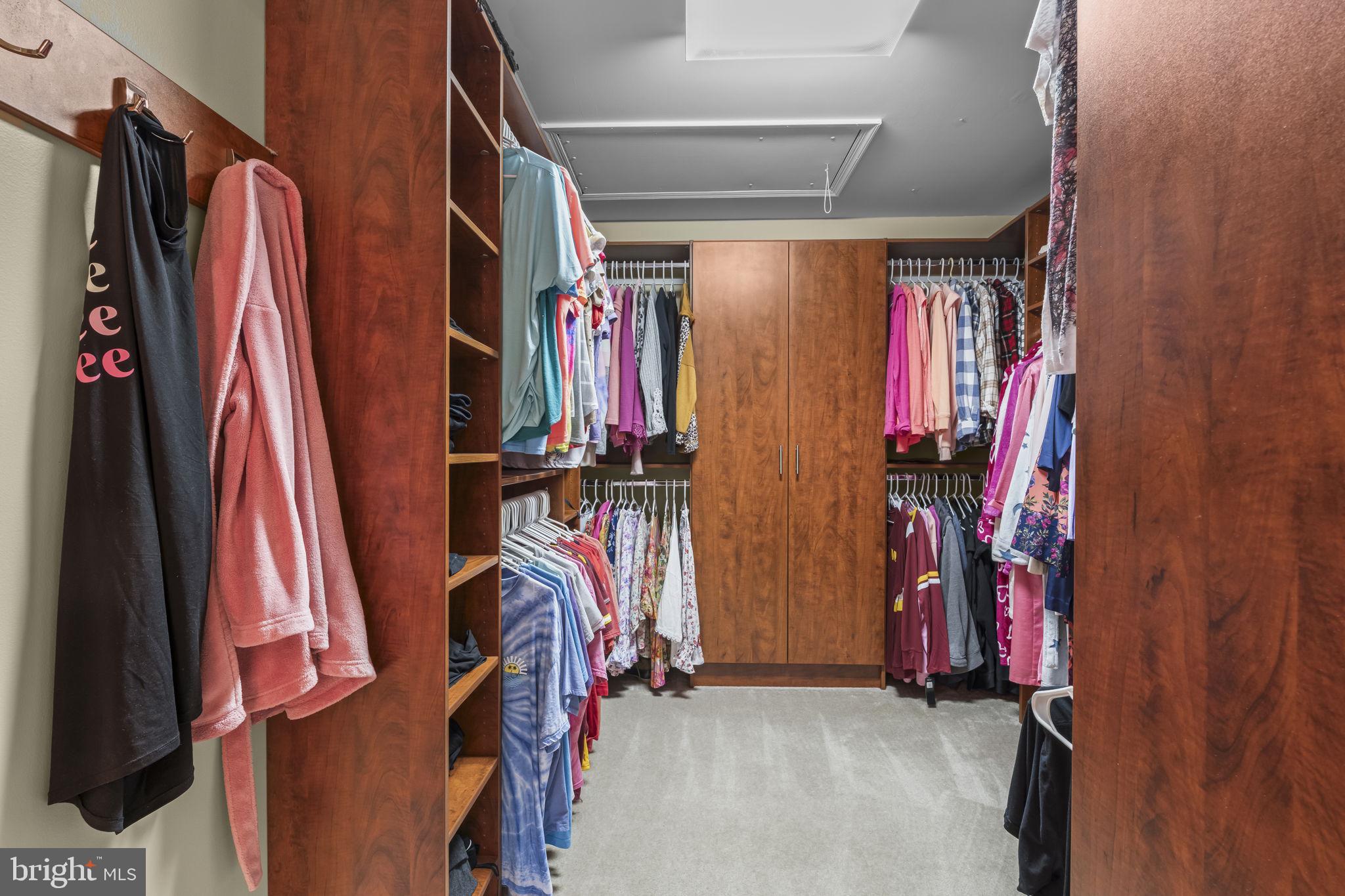 OLD GLORY - Residential