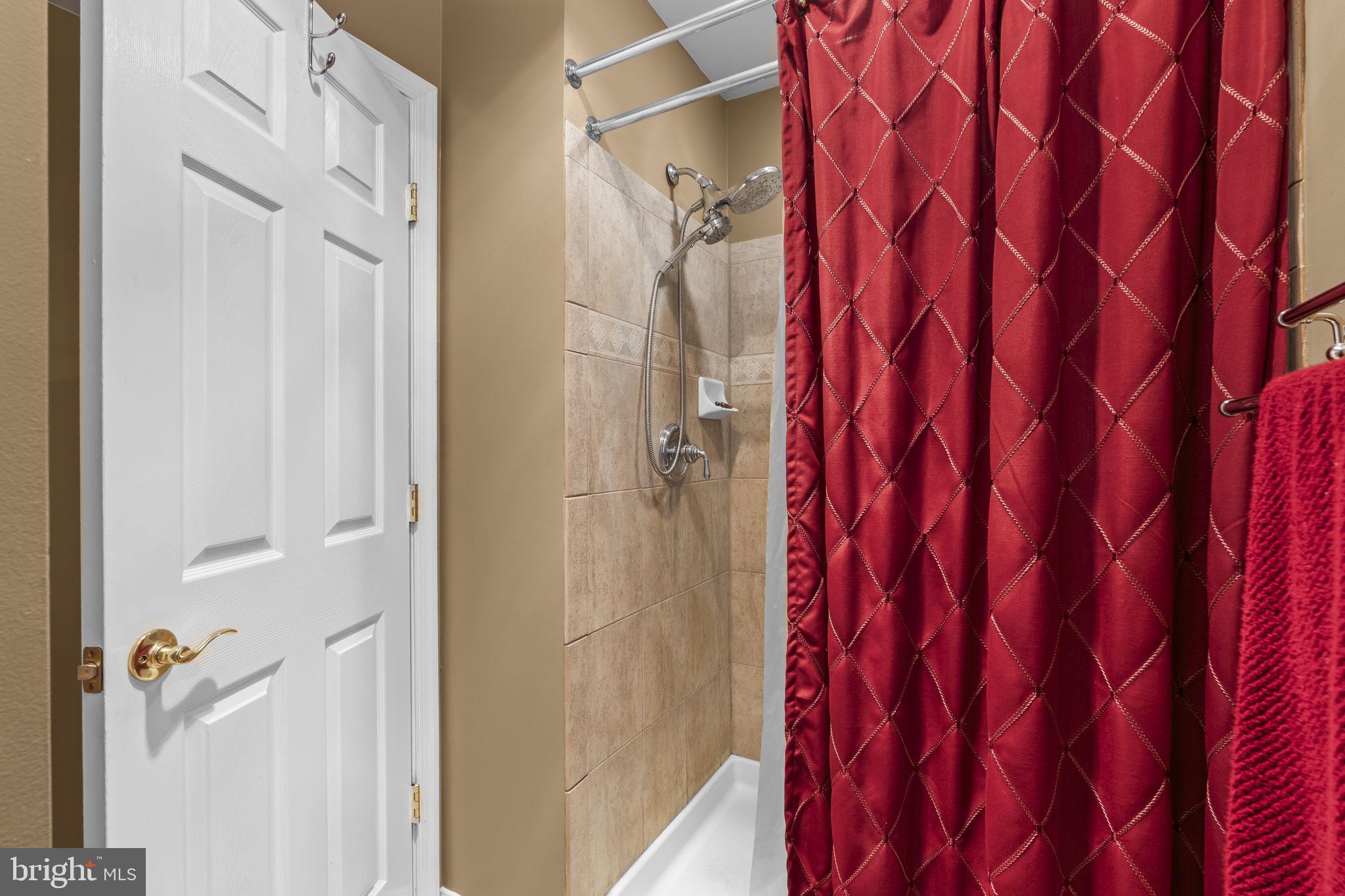 OLD GLORY - Residential