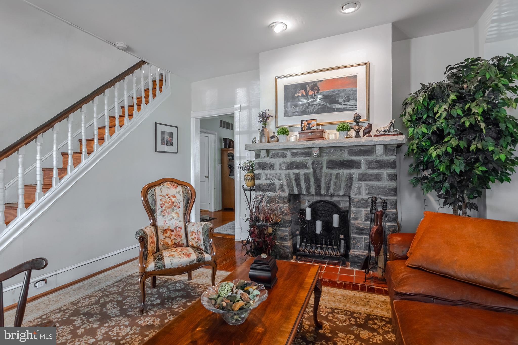 OAKMONT - Residential