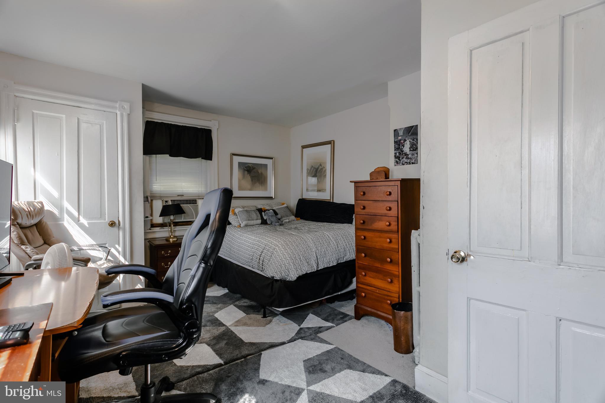 OAKMONT - Residential